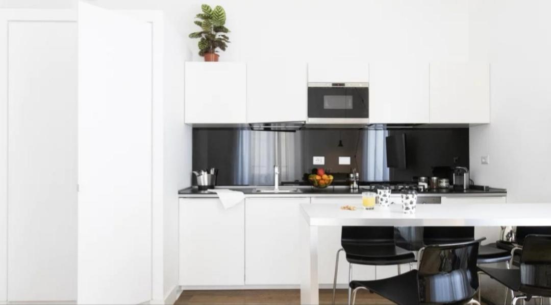App Leoncino Design In Apartamento Roma